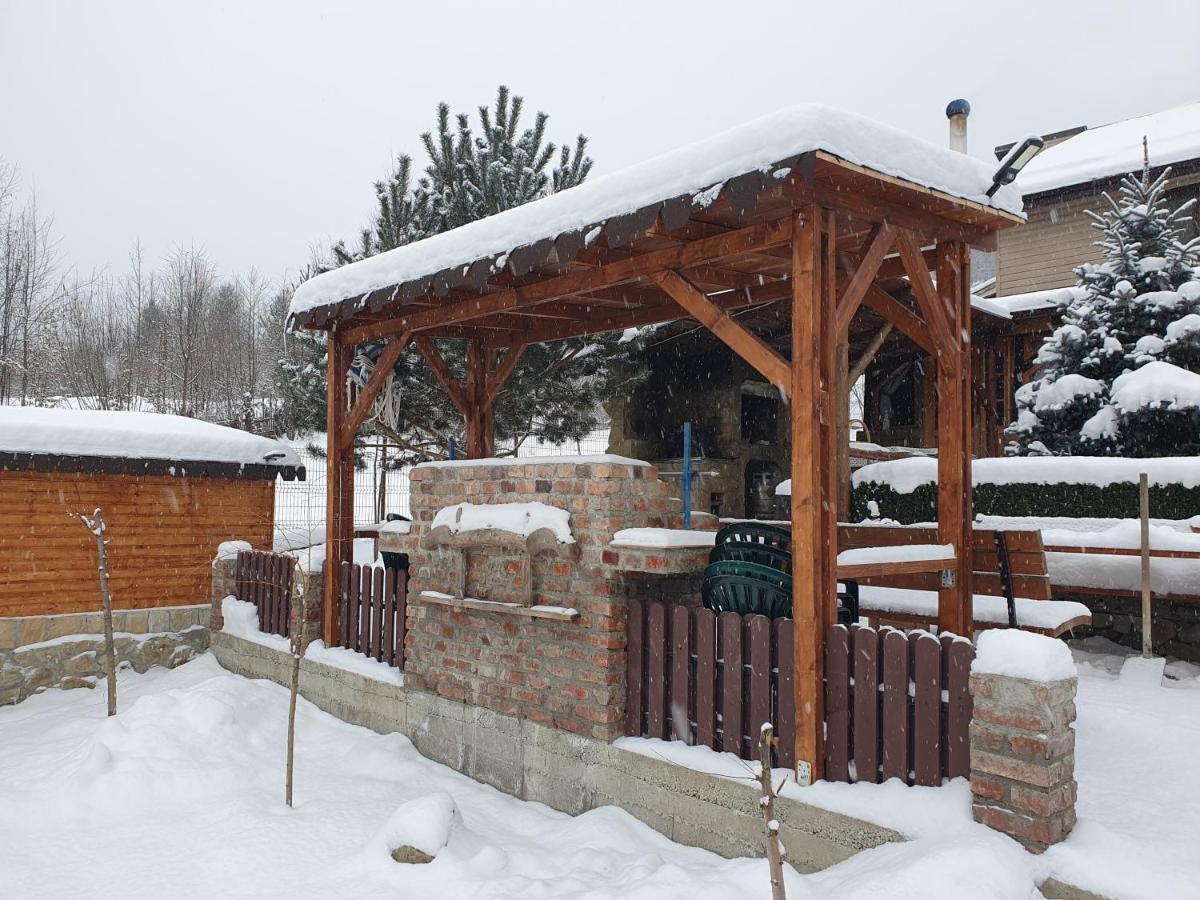 Rooms Poienita Slănic-Moldova Exteriör bild