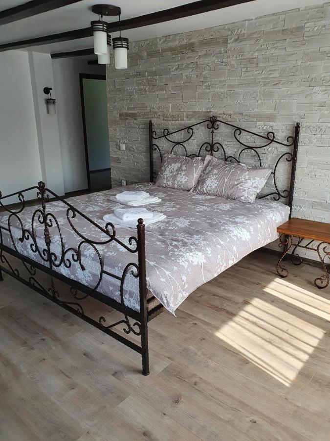 Rooms Poienita Slănic-Moldova Exteriör bild